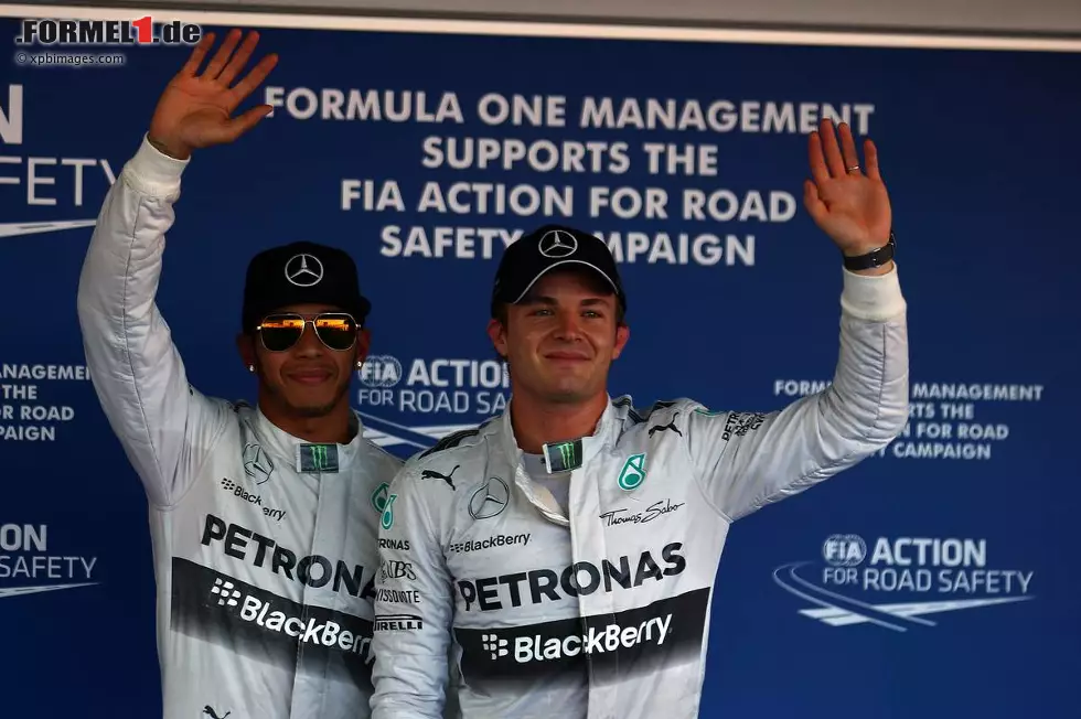 Foto zur News: Lewis Hamilton (Mercedes) und Nico Rosberg (Mercedes)