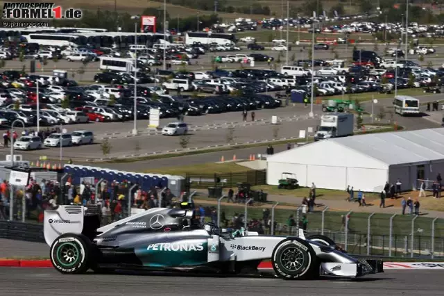 Foto zur News: Nico Rosberg (Mercedes AMG Petronas Formula One Team)