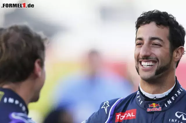 Foto zur News: Sebastian Vettel und Daniel Ricciardo (Infiniti Red Bull Racing)