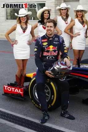 Foto zur News: Sebastian Vettel (Infiniti Red Bull Racing)