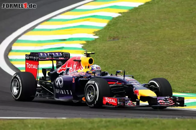 Foto zur News: Daniel Ricciardo will zuschlagen, wenn Mercedes ihm die Chance bietet