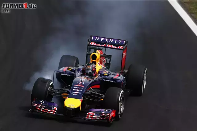 Foto zur News: Sebastian Vettel (Infiniti Red Bull Racing)