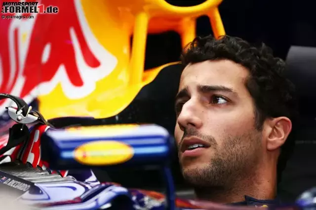 Foto zur News: Daniel Ricciardo (Infiniti Red Bull Racing)