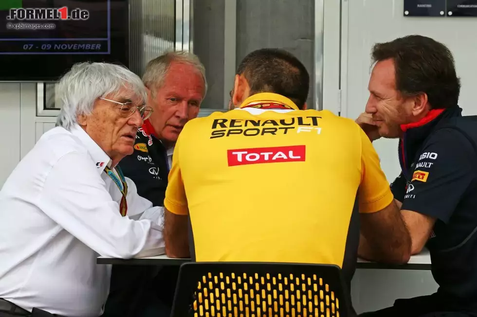 Foto zur News: Bernie Ecclestone, Helmut Marko, Cyril Abiteboul und Christian Horner