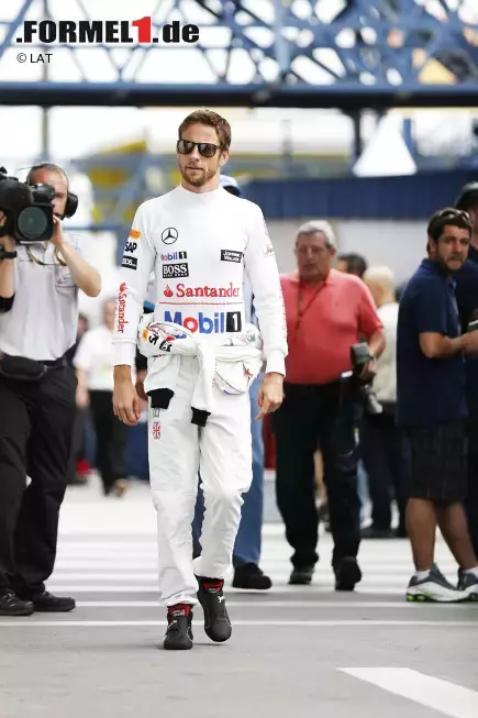 Foto zur News: Jenson Button (McLaren)