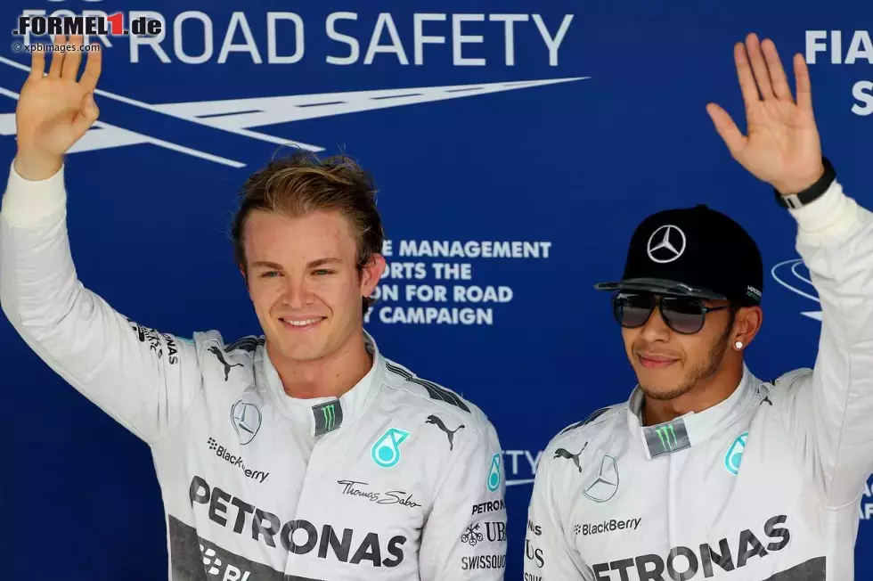 Foto zur News: Nico Rosberg (Mercedes) und Lewis Hamilton (Mercedes)