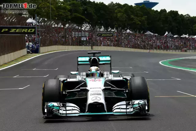 Foto zur News: Lewis Hamilton (Mercedes AMG Petronas Formula One Team)