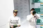 Foto zur News: Lewis Hamilton (Mercedes) und Felipe Massa (Williams)