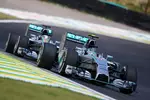 Foto zur News: Nico Rosberg (Mercedes) und Lewis Hamilton (Mercedes)