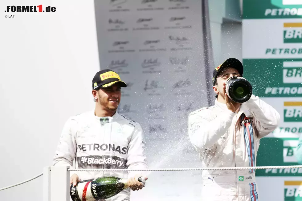 Foto zur News: Lewis Hamilton (Mercedes) und Felipe Massa (Williams)