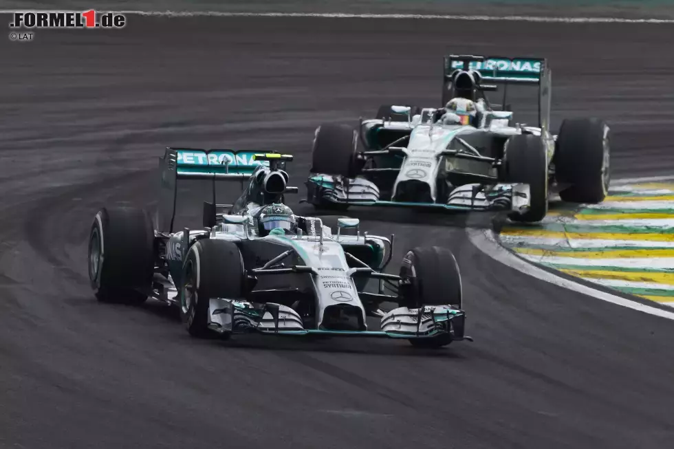 Foto zur News: Nico Rosberg (Mercedes) und Lewis Hamilton (Mercedes)