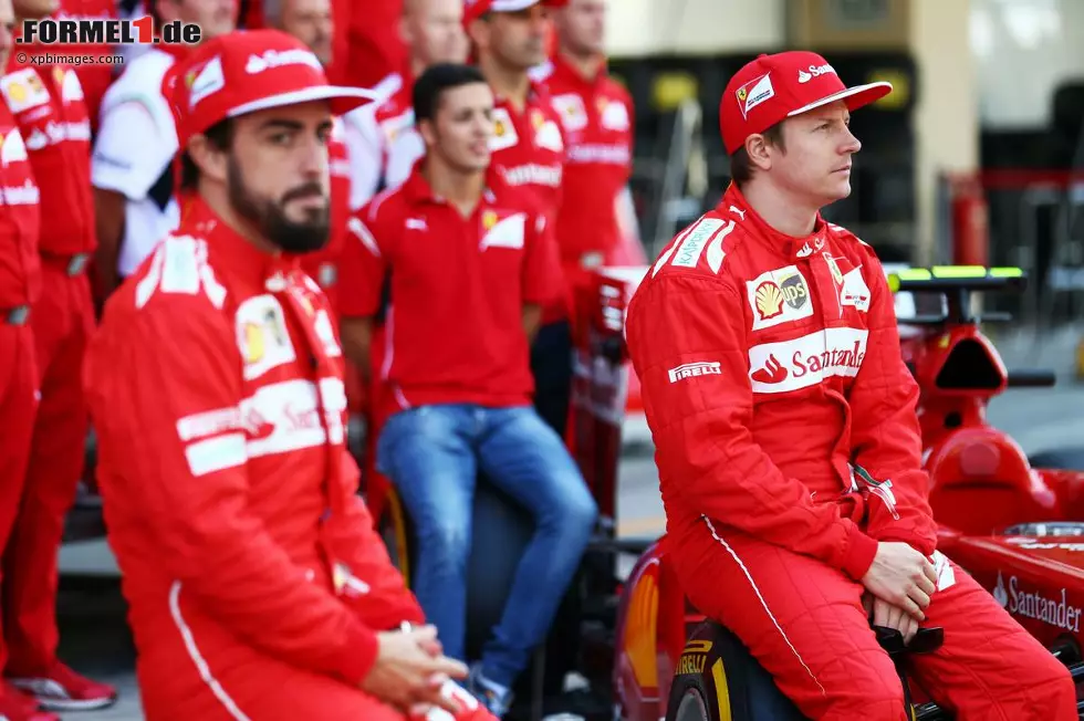 Foto zur News: Fernando Alonso (Ferrari) und Kimi Räikkönen (Ferrari)