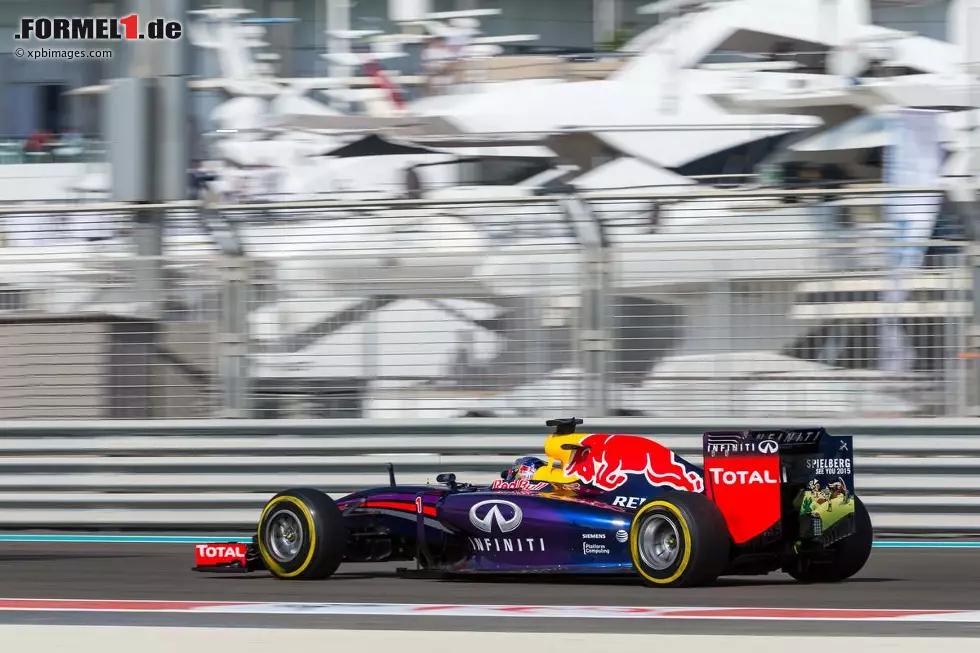 Foto zur News: Sebastian Vettel (Red Bull)