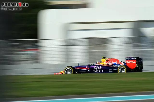 Foto zur News: Daniel Ricciardo (Infiniti Red Bull Racing)