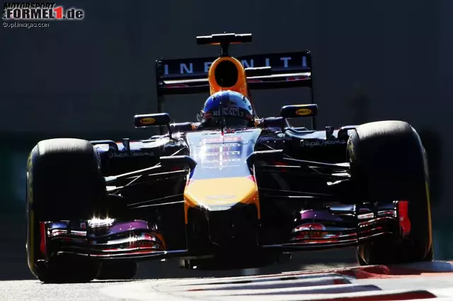 Foto zur News: Sebastian Vettel (Infiniti Red Bull Racing)