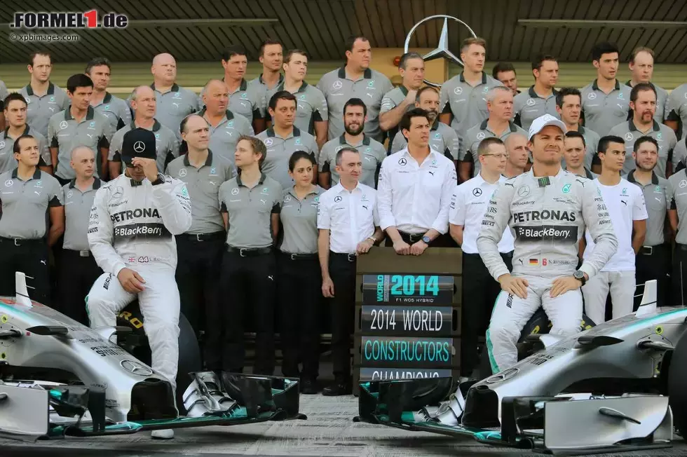 Foto zur News: Lewis Hamilton (Mercedes) und Nico Rosberg (Mercedes)