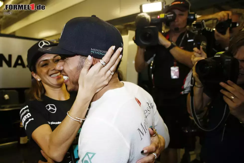 Foto zur News: Lewis Hamilton (Mercedes) und Nicole Scherzinger