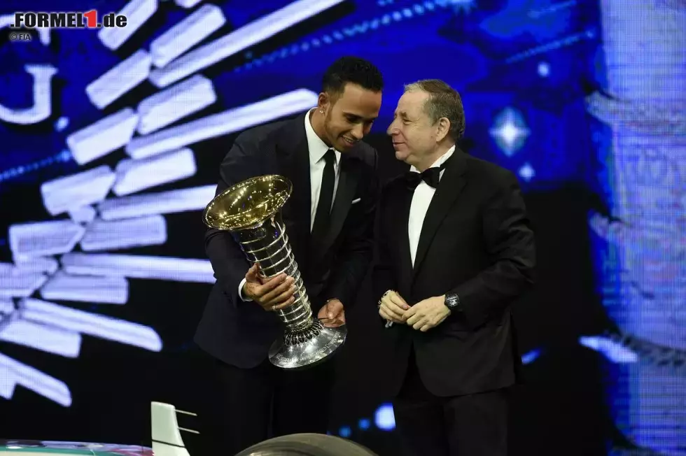 Foto zur News: Lewis Hamilton (Mercedes) und Jean Todt (FIA-Präsident)