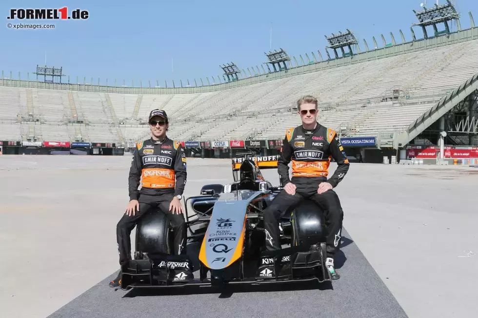 Foto zur News: Sergio Perez (Force India) und Nico Hülkenberg (Force India)