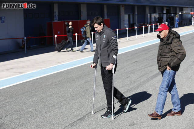 Foto zur News: Nicht anwesend waren heute Lotus und Force India. Dafür ließ es sich sogar Mercedes-Motorsportchef Toto Wolff nicht nehmen, trotz Handicaps in Jerez aufzuschlagen. Was er gesehen hat, dürfte ihm aber die Situation erträglicher machen!