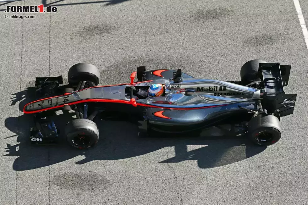 Foto zur News: Fernando Alonso (McLaren)