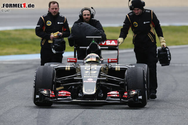 Foto zur News: Eine Installation-Lap war geplant, am Ende schafft Lotus beim Rollout des E23 aber 41 Runden - bis die Kraftübertragung versagt.