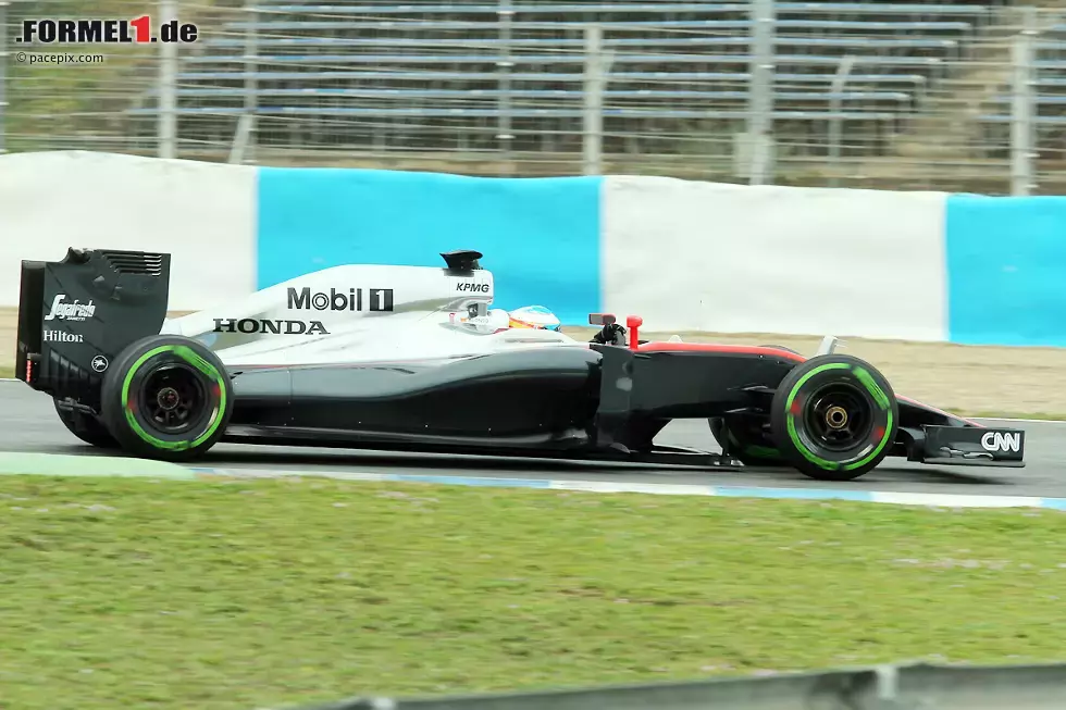 Foto zur News: Fernando Alonso (McLaren)