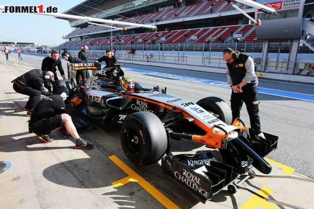 Foto zur News: Mercedes-Entwicklungsfahrer Pascal Wehrlein gab heute sein Debüt für Force India. Allerdings noch im VJM07 aus der Vorsaison, denn das neue Auto ist noch nicht fertig.