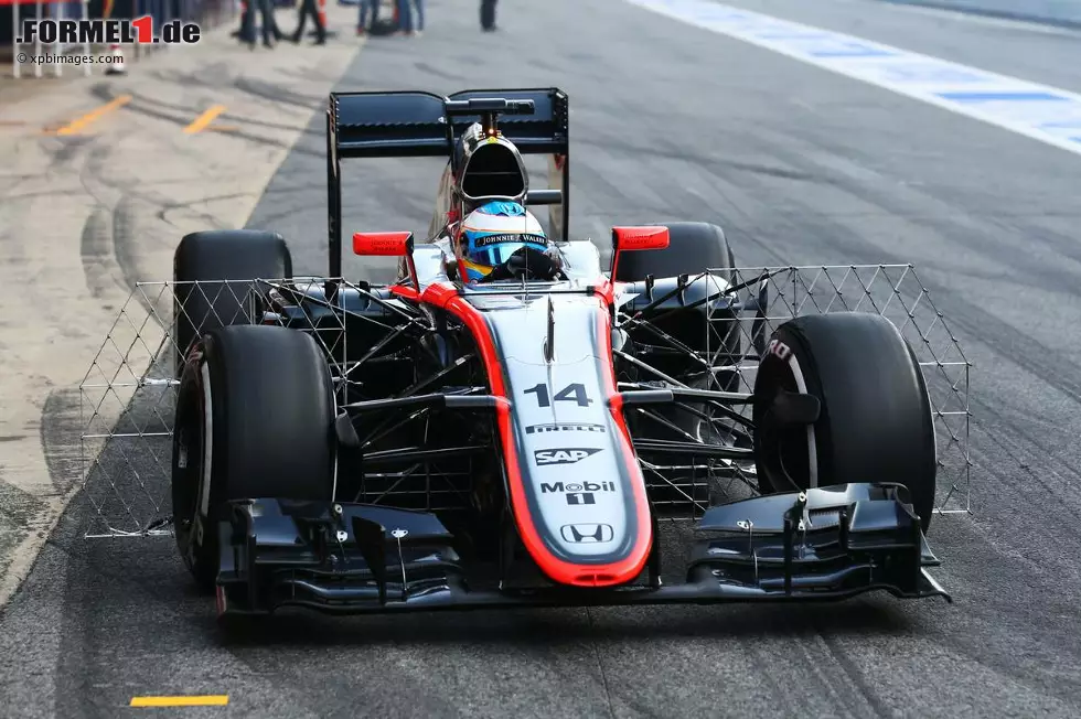 Foto zur News: Fernando Alonso (McLaren)