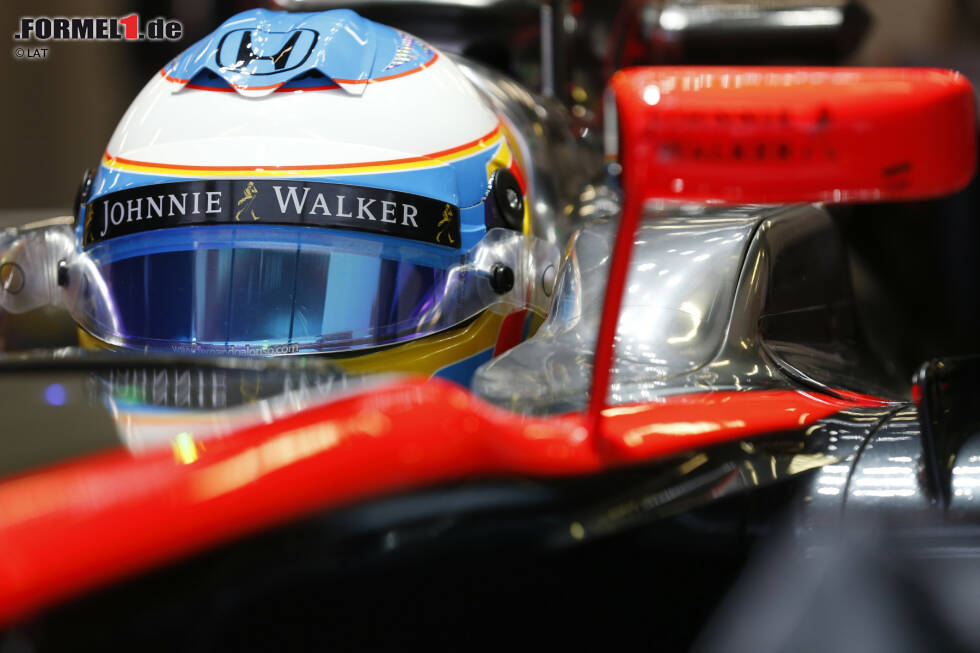 Foto zur News: Fernando Alonso (McLaren)