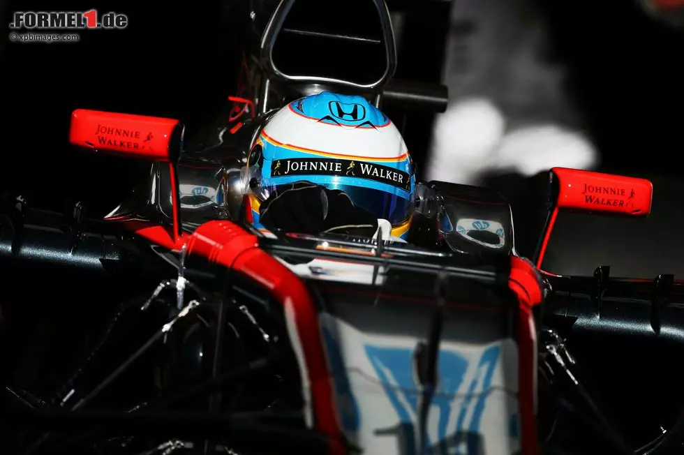 Foto zur News: Fernando Alonso (McLaren)