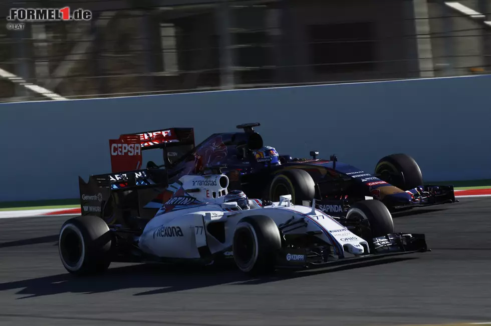 Foto zur News: Valtteri Bottas (Williams) und Carlos Sainz jun. (Toro Rosso)