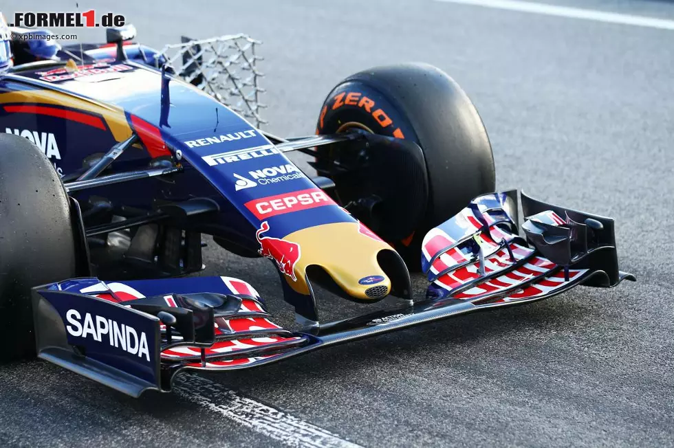 Foto zur News: Neue Nase des Toro Rosso STR10