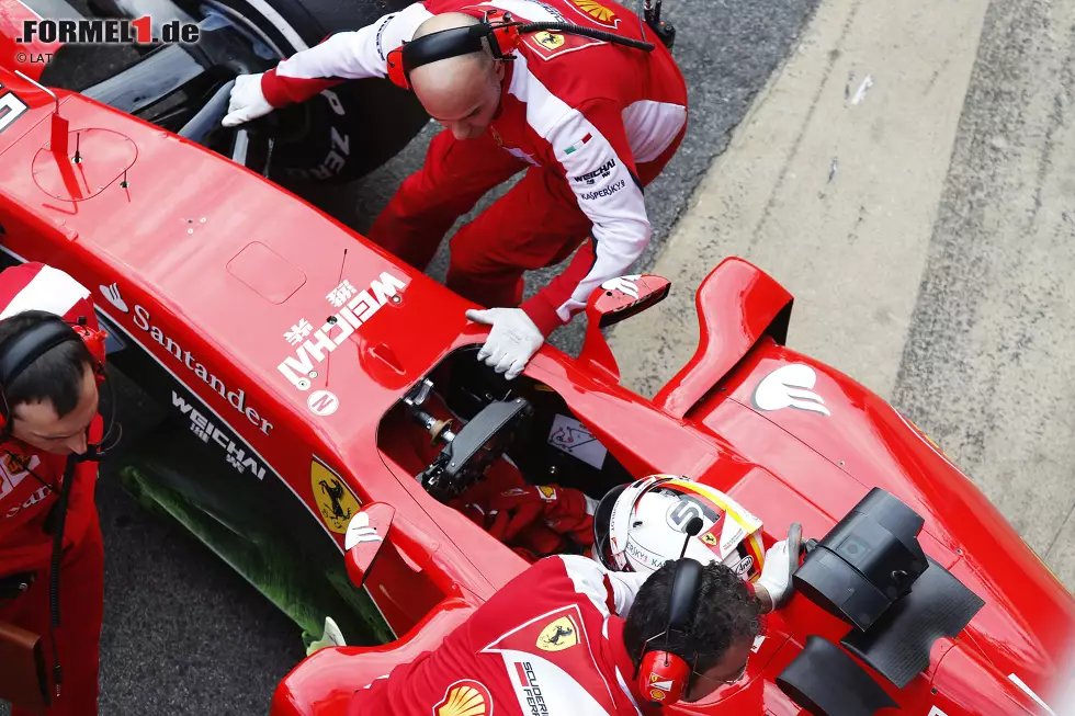 Foto zur News: Sebastian Vettel (Ferrari)