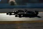 Foto zur News: Romain Grosjean (Lotus) und Nico Hülkenberg (Force India)