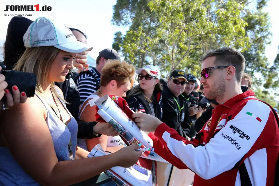 Foto zur News: Sebastian Vettel (Ferrari)