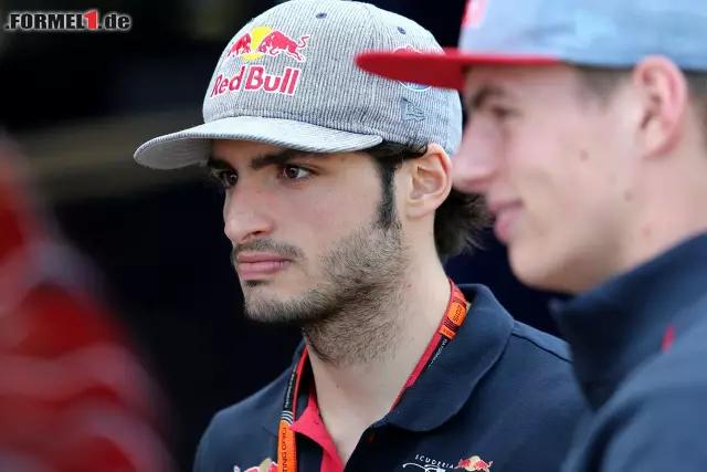 Foto zur News: Carlos Sainz jun. (Scuderia Toro Rosso) feierte ein gelungenes Formel-1-Debüt und belegte mit 2,183 Sekunden Abstand den achten Rang, entzauberte damit auch Verstappen