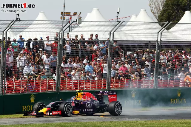 Foto zur News: Daniil Kwjat (Infiniti Red Bull Racing)