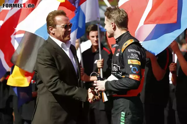 Foto zur News: Nico Hülkenberg mit Arnold Schwarzenegger