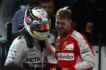 Foto zur News: Lewis Hamilton (Mercedes) und Sebastian Vettel (Ferrari)