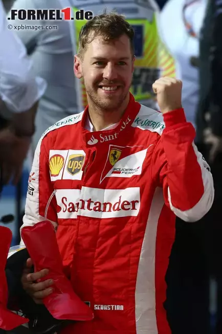 Foto zur News: Sebastian Vettel (Ferrari)