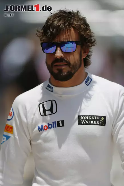 Foto zur News: Fernando Alonso (McLaren)