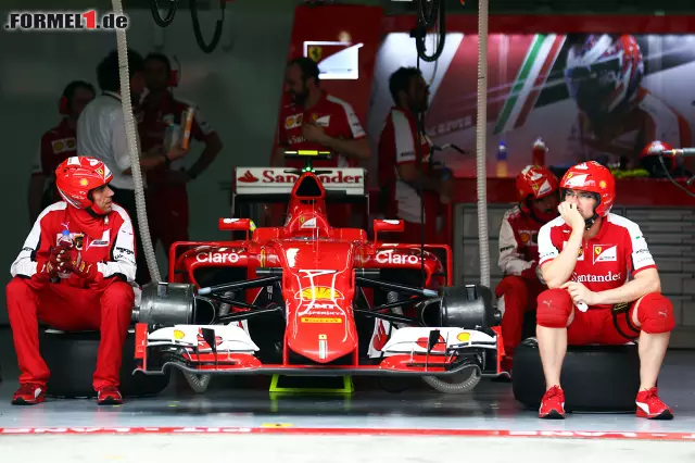 Foto zur News: Kimi Räikkönen (Scuderia Ferrari) erwischte es, der Finne musste nach dem zweiten Durchgang ausscheiden, er schaffte den Sprung in die Top 10 nicht