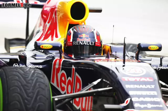 Foto zur News: Daniil Kwjat (Infiniti Red Bull Racing)