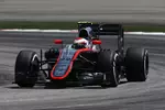 Foto zur News: Jenson Button (McLaren)