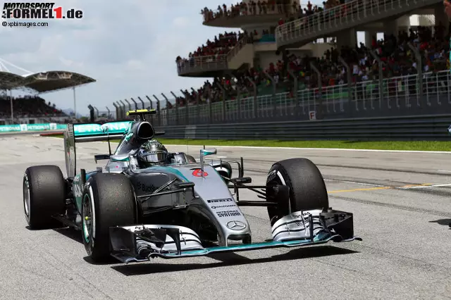 Foto zur News: Nico Rosberg (Mercedes AMG Petronas Formula One Team)