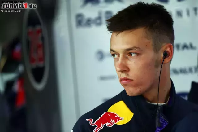 Foto zur News: Daniil Kwjat (Infiniti Red Bull Racing)