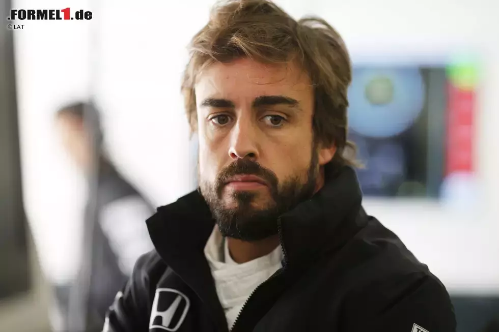 Foto zur News: Fernando Alonso (McLaren)