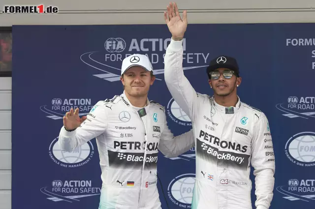 Foto zur News: Lewis Hamilton und Nico Rosberg (Mercedes AMG Petronas Formula One Team)