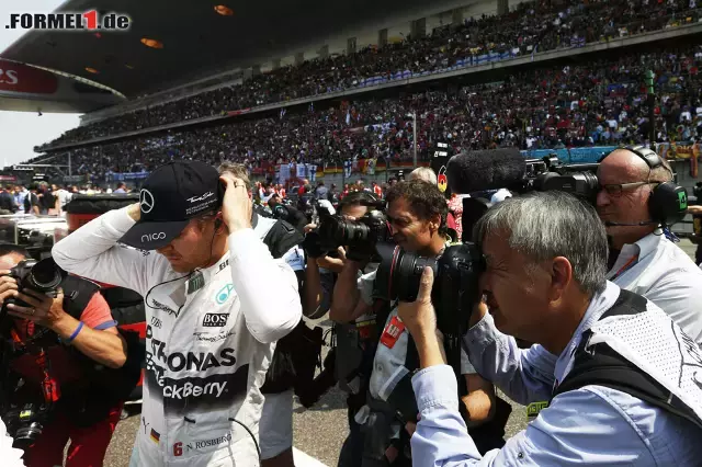 Foto zur News: Nico Rosberg (Mercedes AMG Petronas Formula One Team)